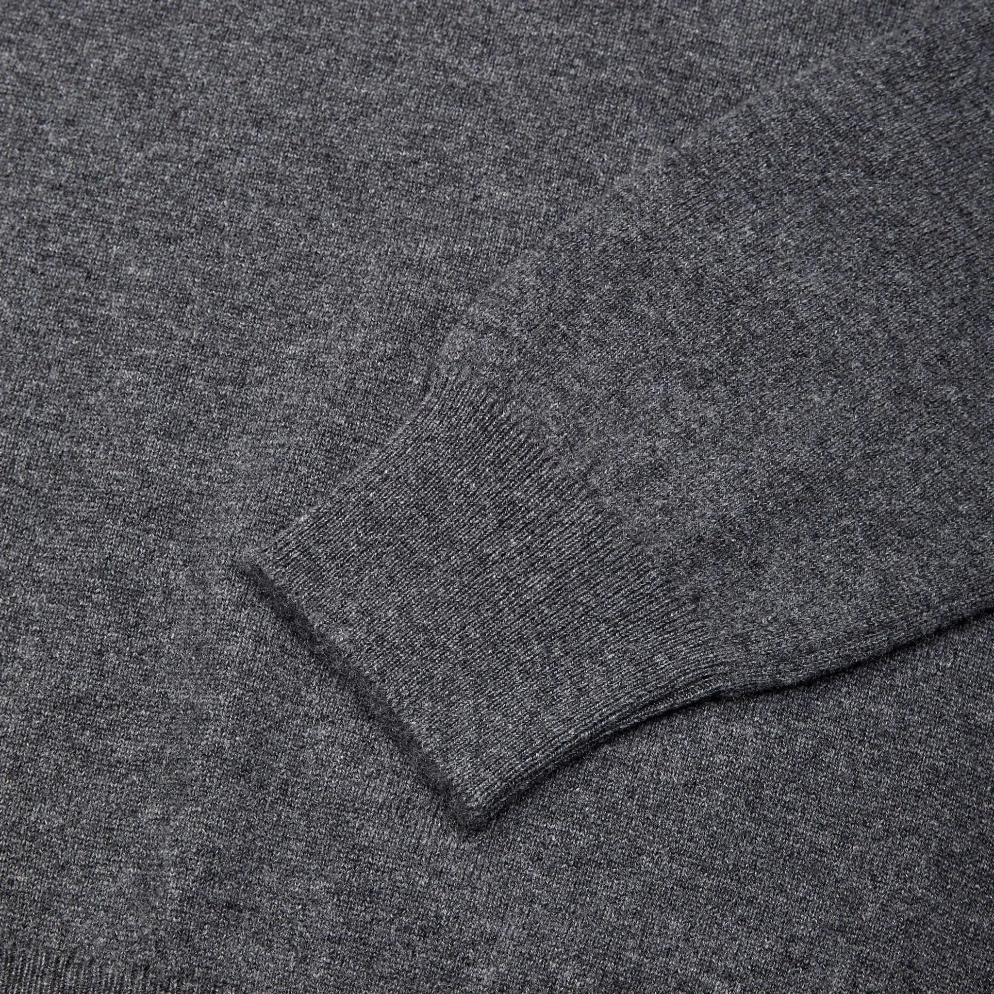 Cashmere v neck in grey mélange