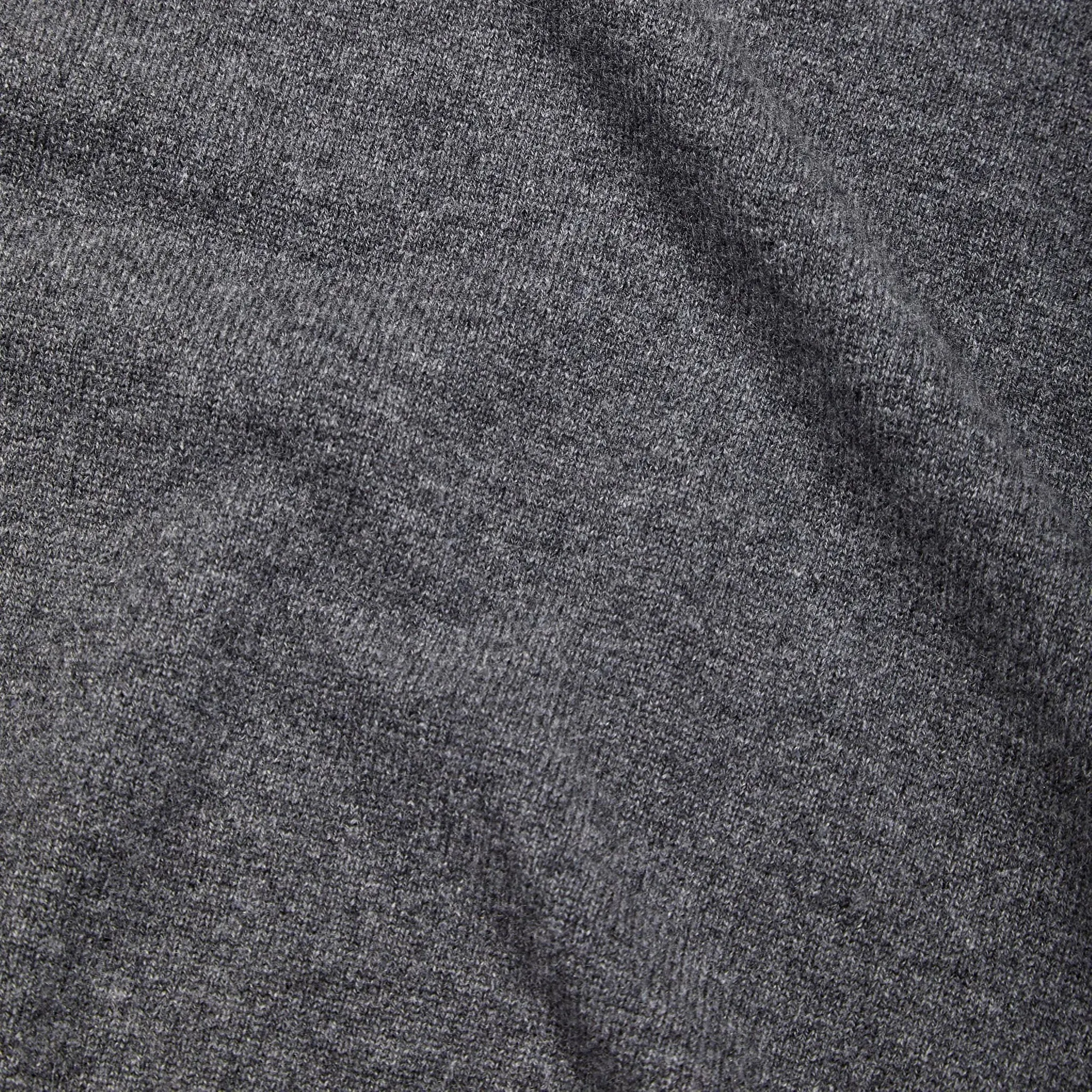 Cashmere v neck in grey mélange