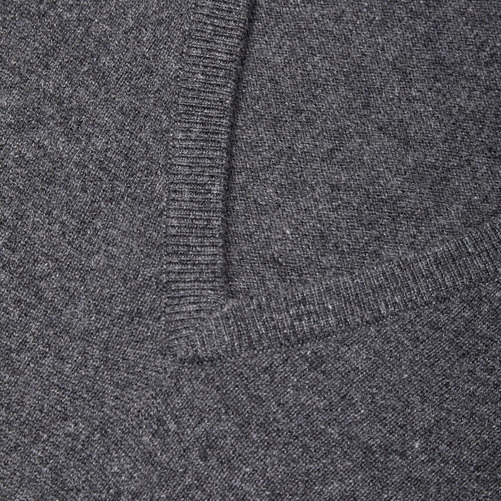 Cashmere v neck in grey mélange