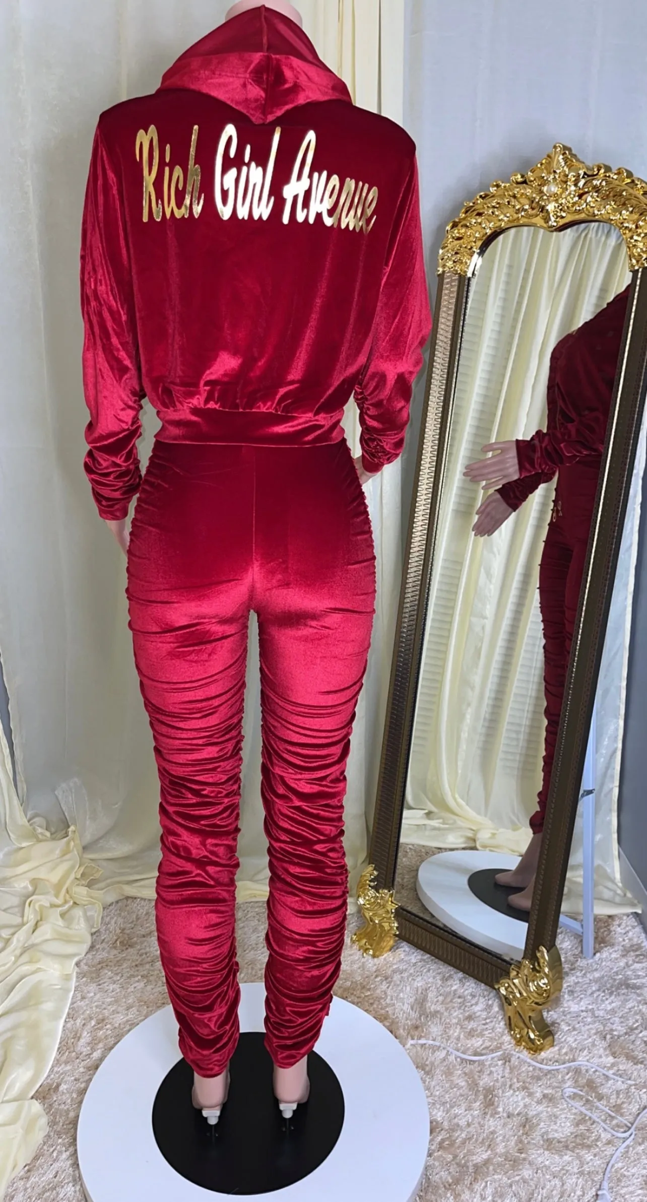 Red Velvet Jogging set